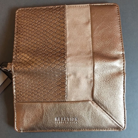 Kenneth Cole Reaction Wristlet Wallet - Picture 4 of 8